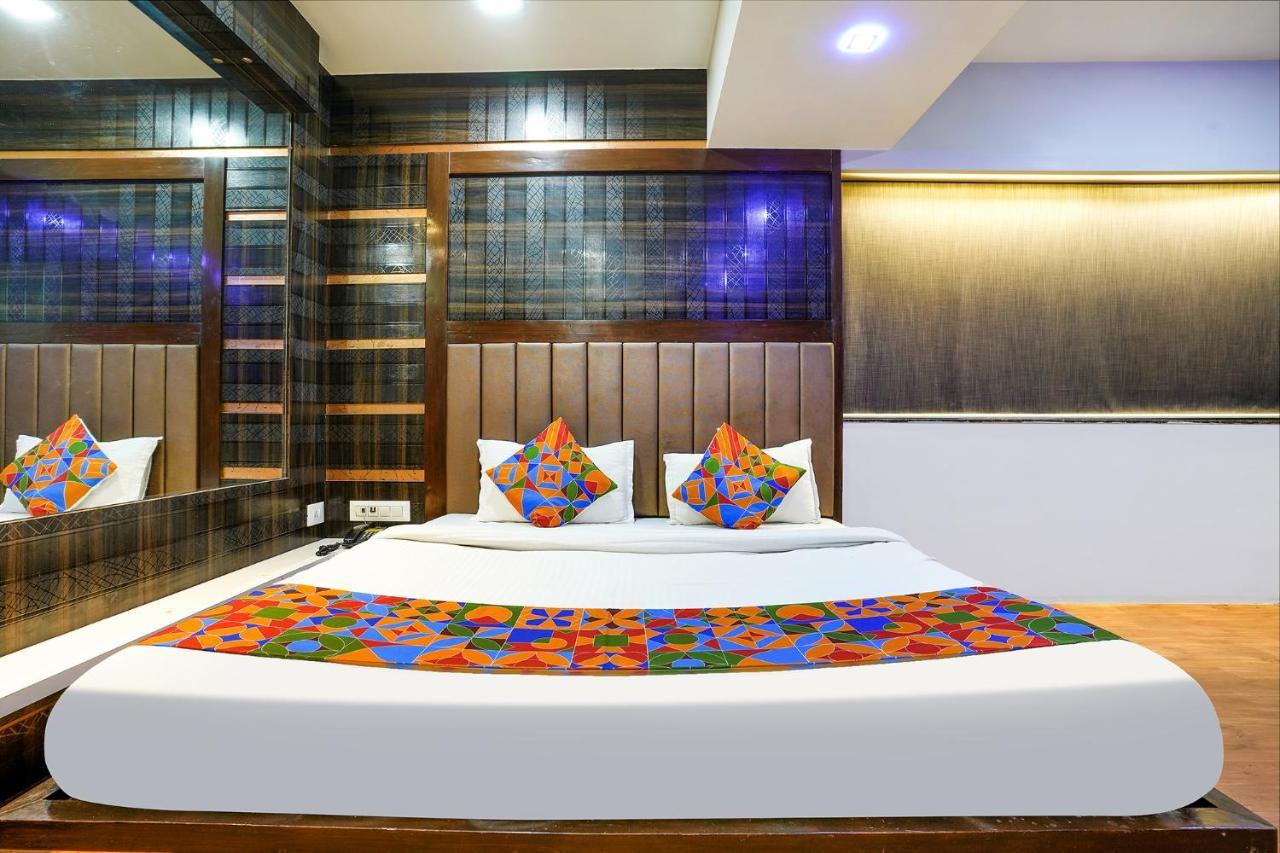Fabexpress Vinyasa Residency Hotel Bajandar Kültér fotó