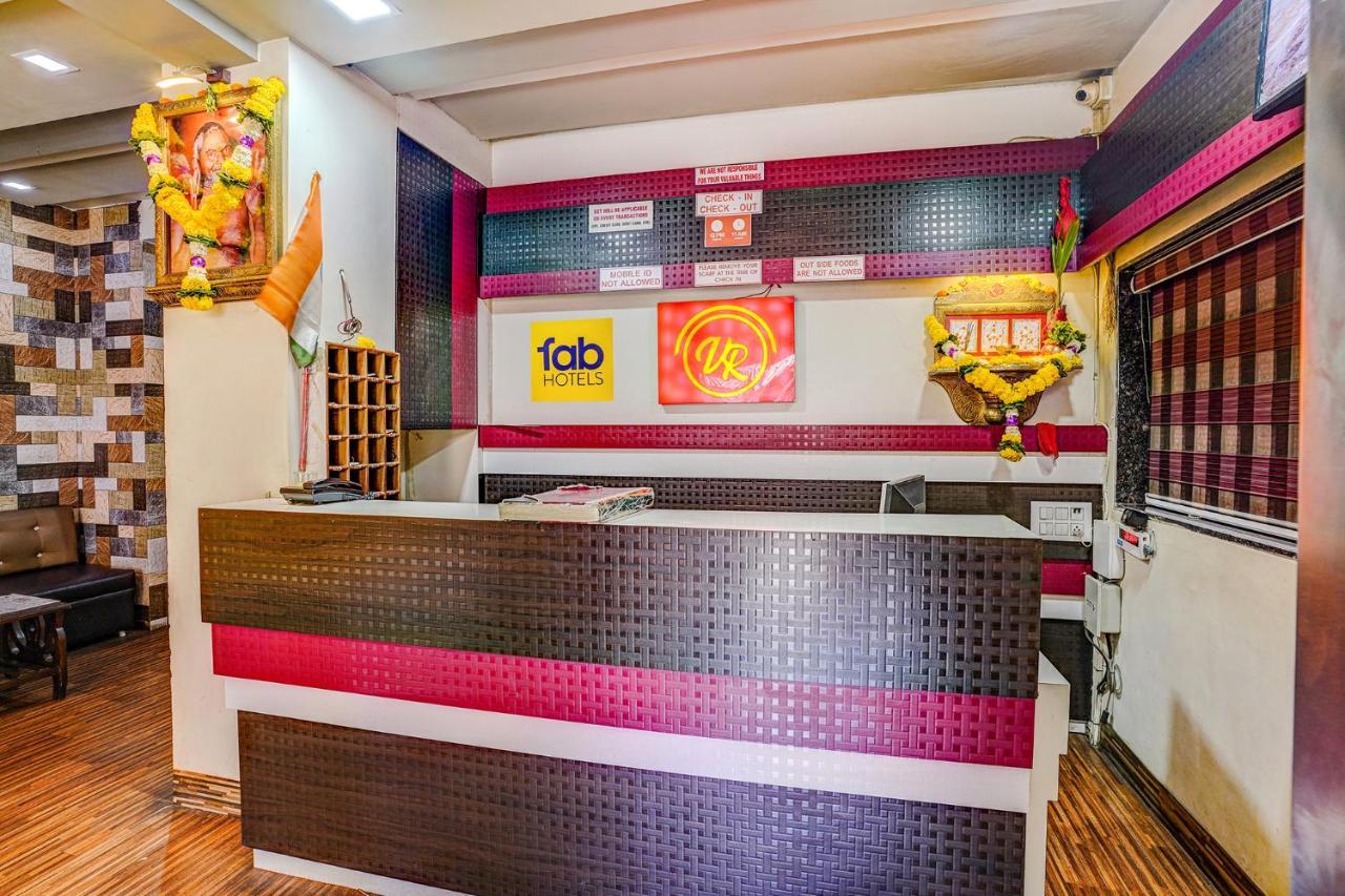 Fabexpress Vinyasa Residency Hotel Bajandar Kültér fotó