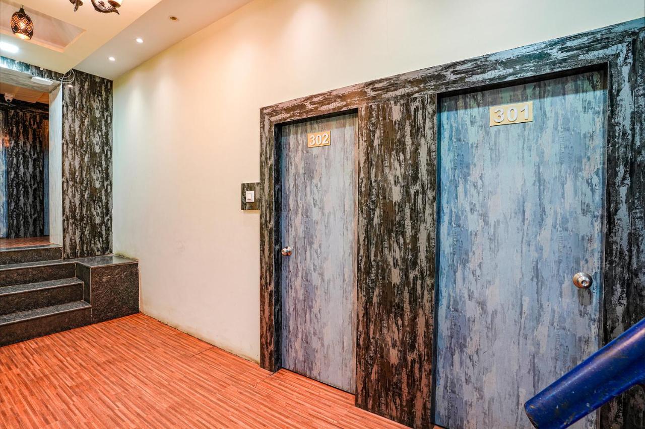 Fabexpress Vinyasa Residency Hotel Bajandar Kültér fotó